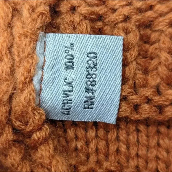 CC Crochet Knit Beanie - Picture 3 of 3